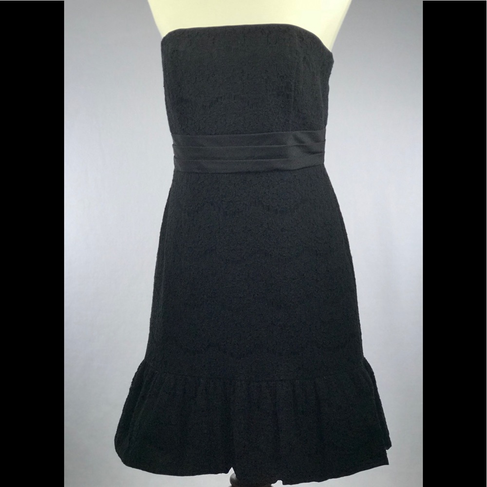 Black strapless slimming dress Size 10 Black White